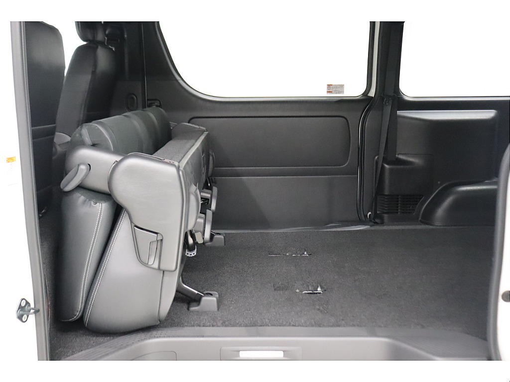 トヨタ ハイエースバン(43枚目)