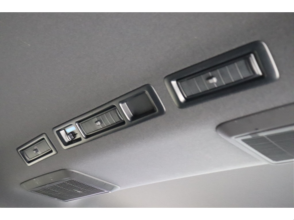 トヨタ ハイエースバン(47枚目)