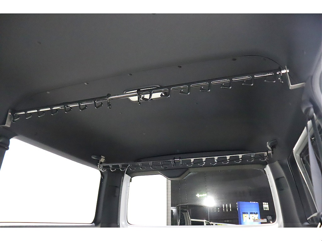 トヨタ ハイエースバン(48枚目)