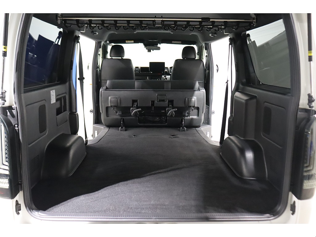 トヨタ ハイエースバン(50枚目)