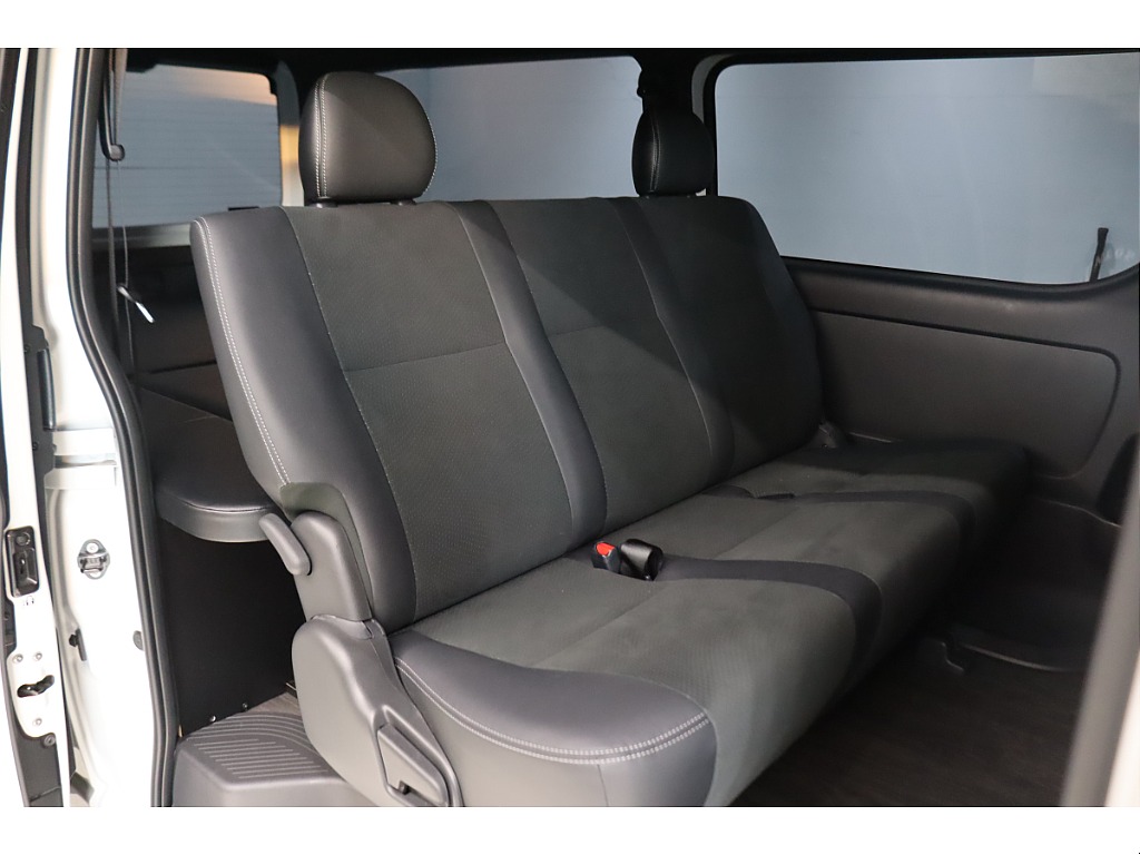 トヨタ ハイエースバン(49枚目)