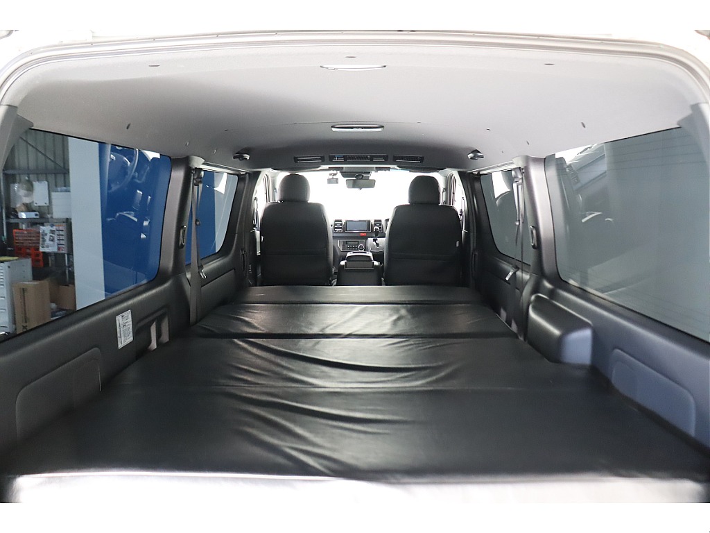 リクライニング可能なベットキットが装着済み！