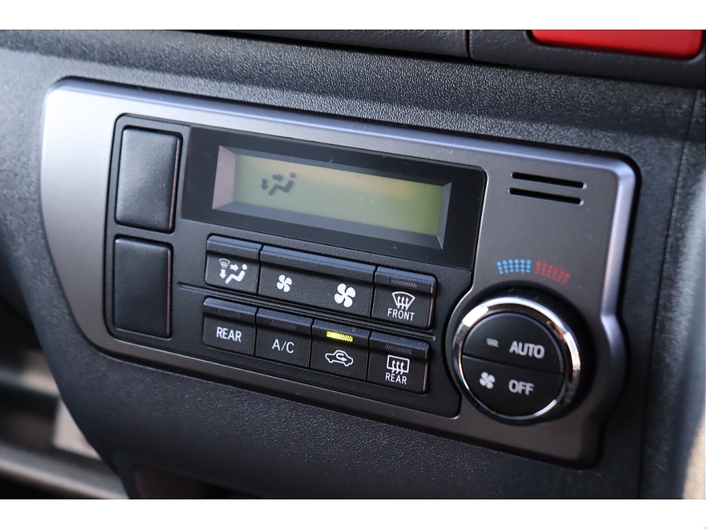 トヨタ ハイエースバン(29枚目)