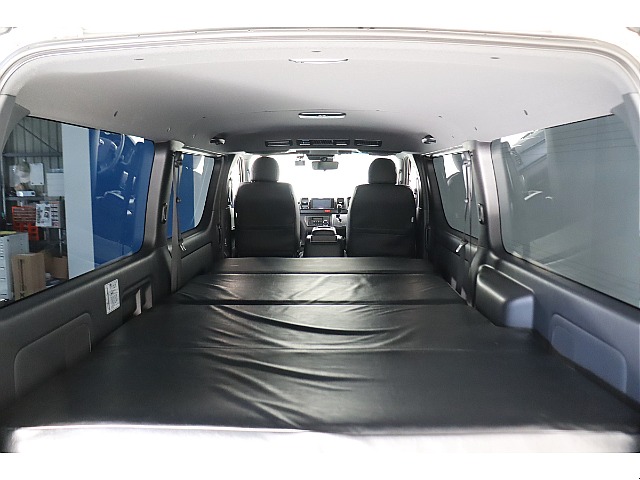 リクライニング可能なベットキットが装着済み！