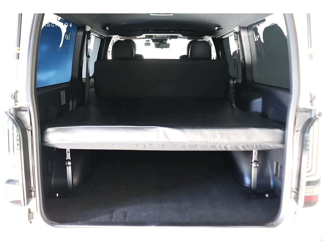 トヨタ ハイエースバン(36枚目)