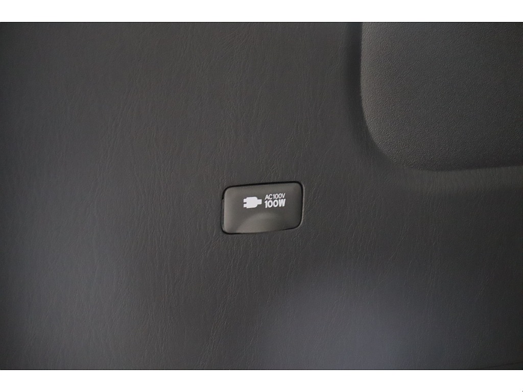 ＬＩＮＥからもお気軽にお問い合わせ頂けます。まずはお友達追加下さい。　追加後お名前をＬＩＮＥでご返信ください。　＠ｅｚｌ２２３８ｄ