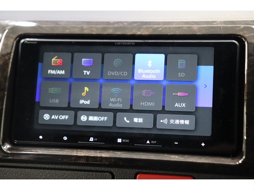 Bluetooth接続、走行視聴可能！便利なスマートフォンのミラーリングも対応しております♪