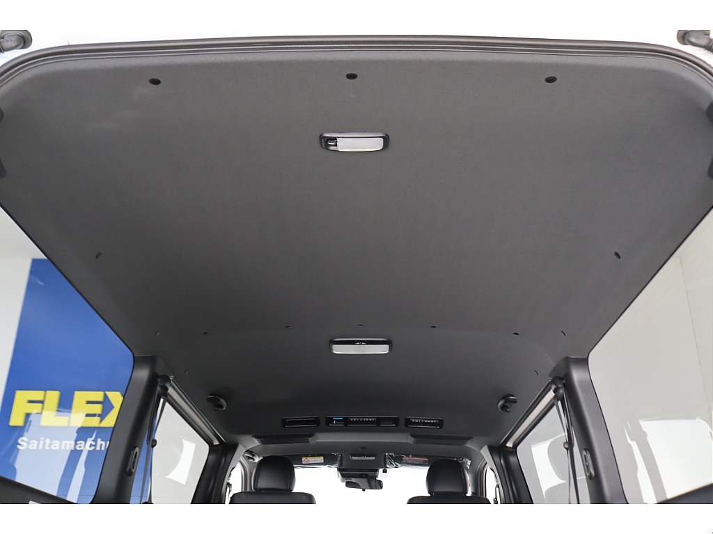 トヨタ ハイエースバン(35枚目)