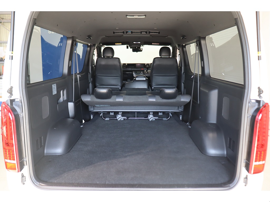 トヨタ ハイエースバン(39枚目)