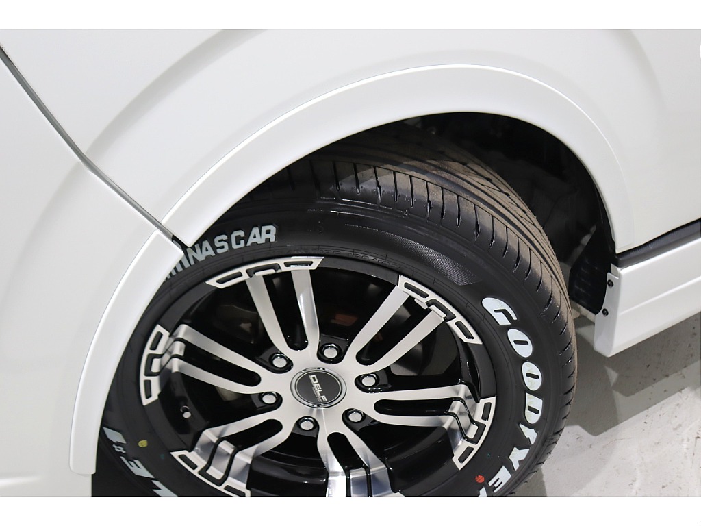 トヨタ ハイエースバン(51枚目)