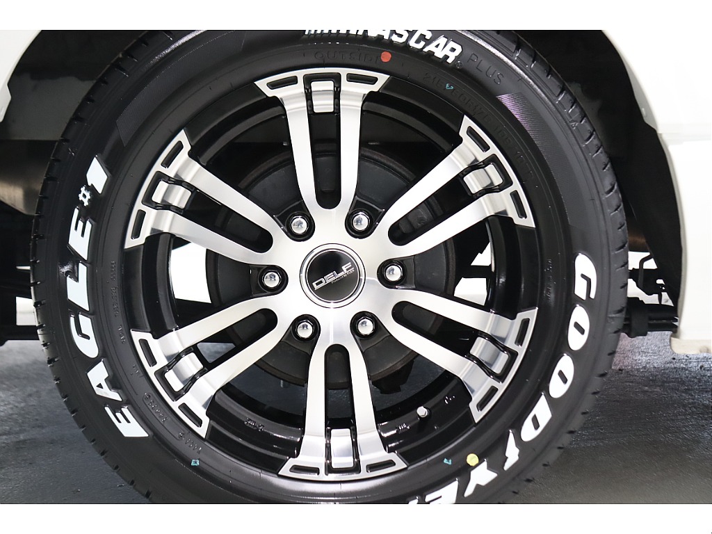 トヨタ ハイエースバン(53枚目)