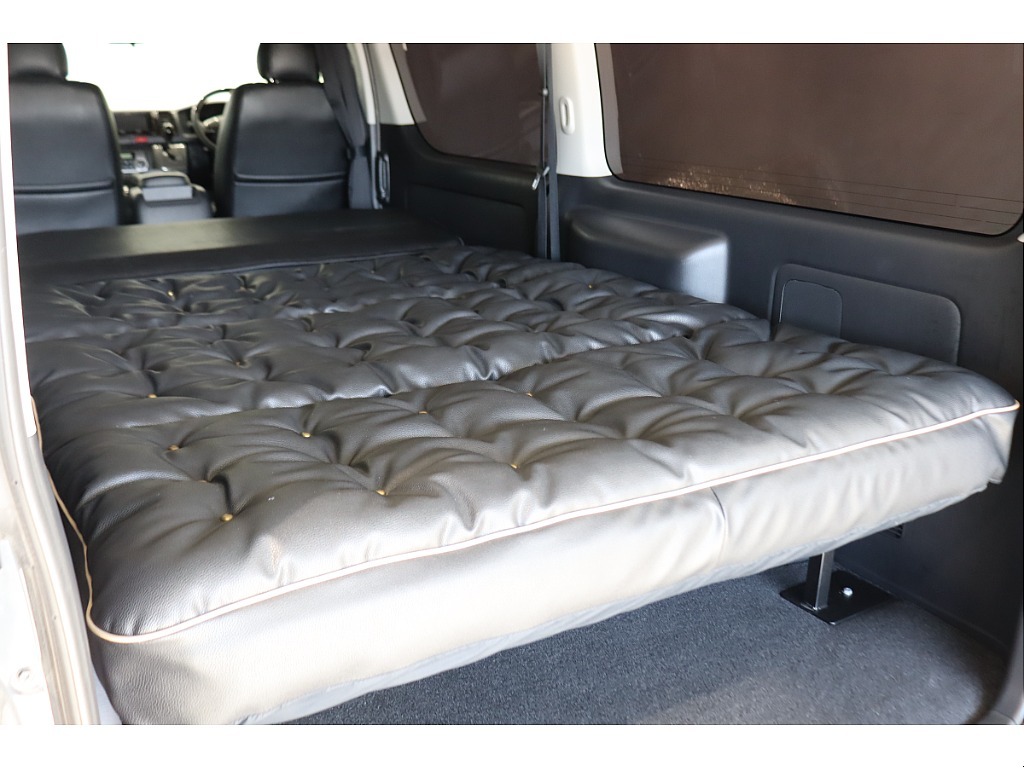 ハイエースさいたま中央店に展示しております☆