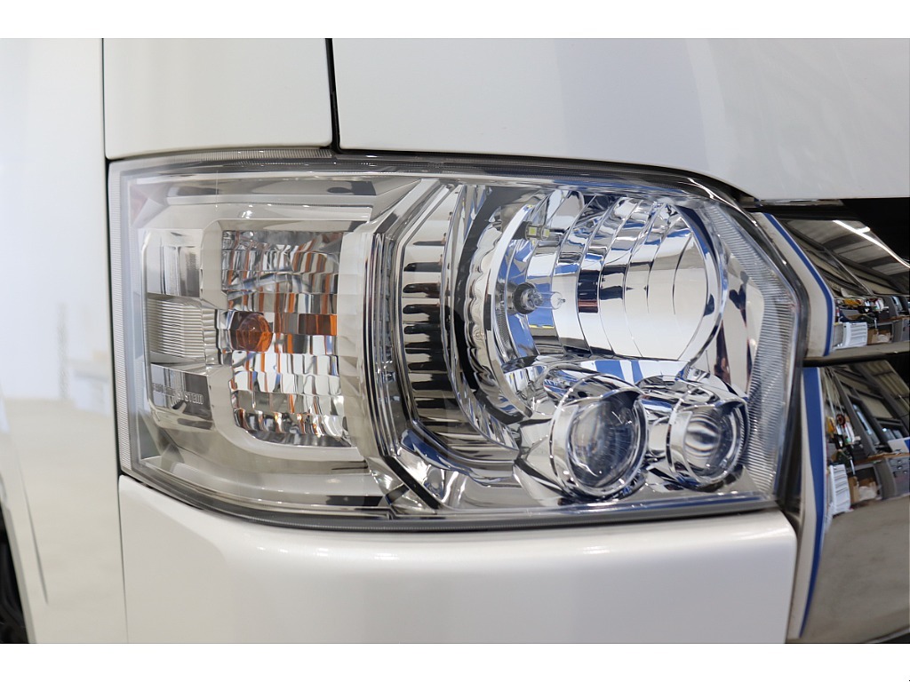 トヨタ ハイエースバン(22枚目)