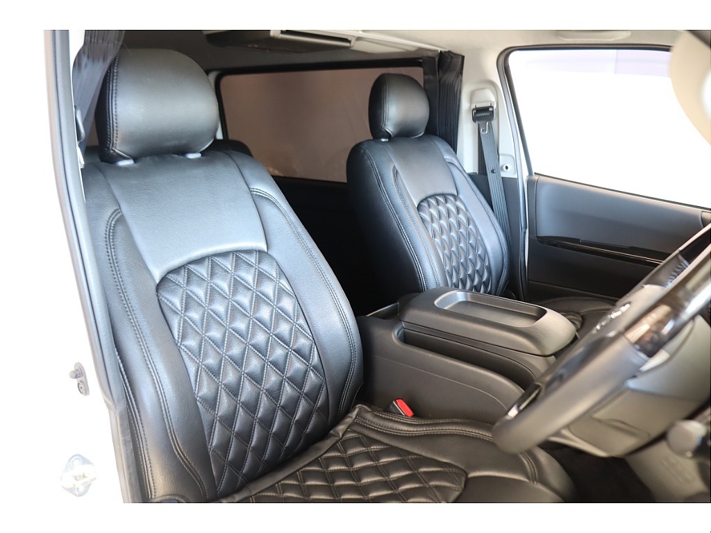 トヨタ ハイエースバン(35枚目)