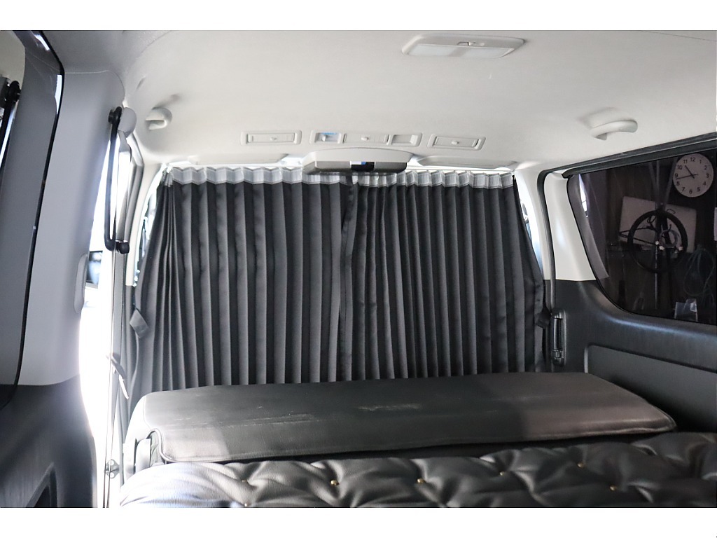 トヨタ ハイエースバン(37枚目)