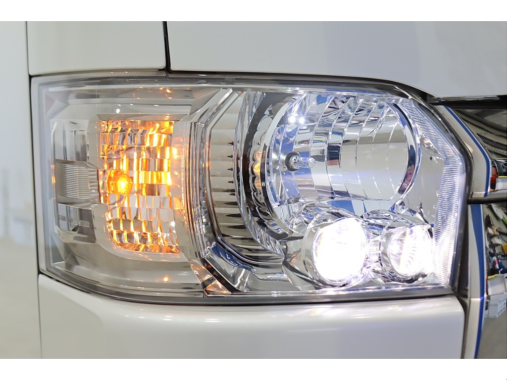 トヨタ ハイエースバン(55枚目)