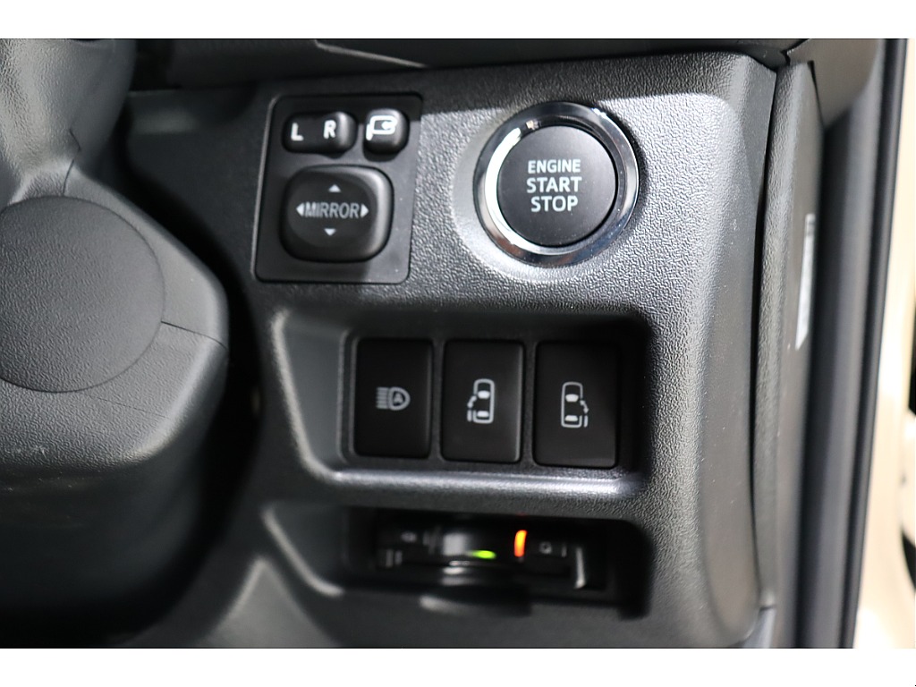 フレックスさいたま中央店に展示中です！お問い合わせはTEL:０４８－７８８－５８２３までお待ちしております！