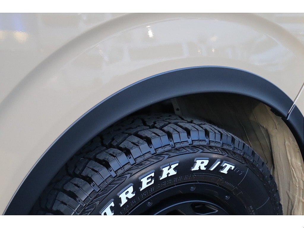 フレックスさいたま中央店に展示中です！お問い合わせはTEL:０４８－７８８－５８２３までお待ちしております！