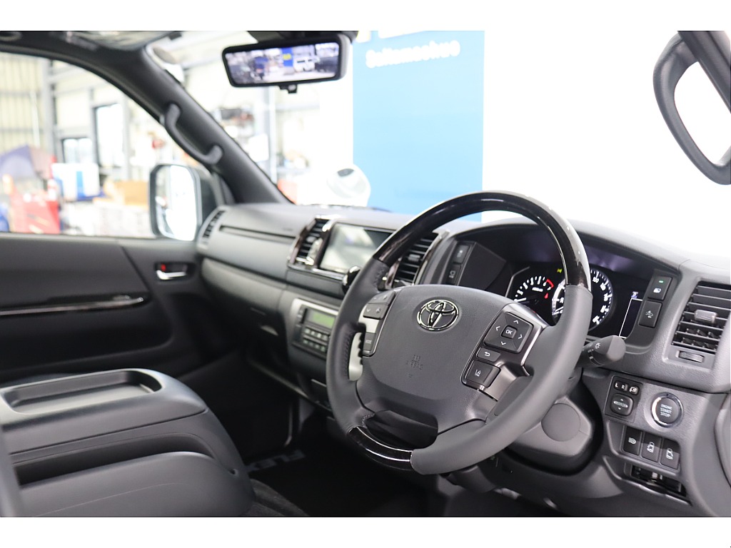 フレックスさいたま中央店に展示中です！お問い合わせはTEL:０４８－７８８－５８２３までお待ちしております！