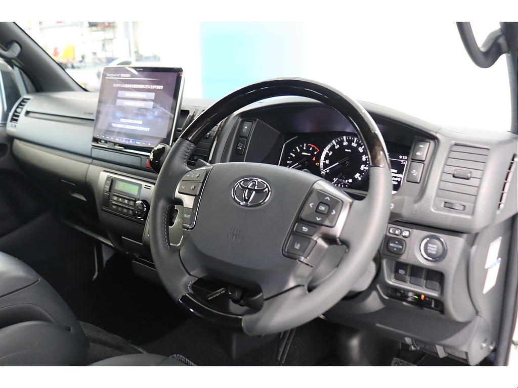 トヨタ ハイエースバン(22枚目)