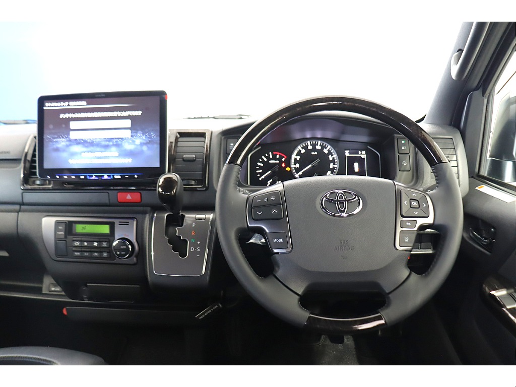 トヨタ ハイエースバン(24枚目)