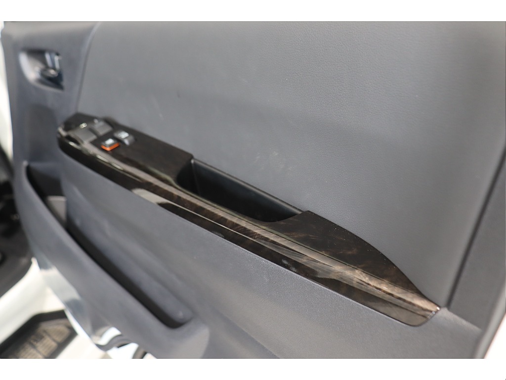 トヨタ ハイエースバン(30枚目)