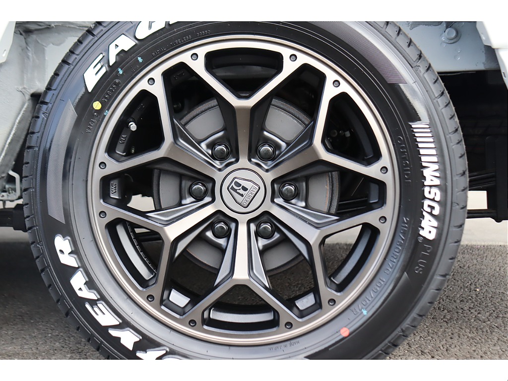 トヨタ ハイエースバン(50枚目)