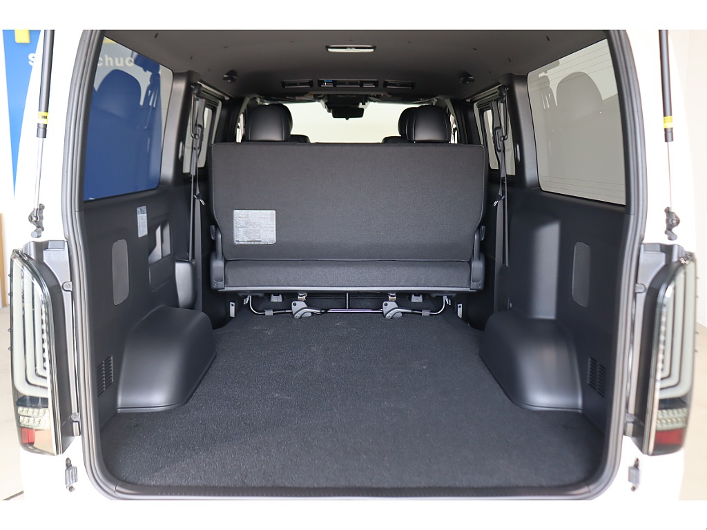 ハイエースさいたま中央店に展示しております☆