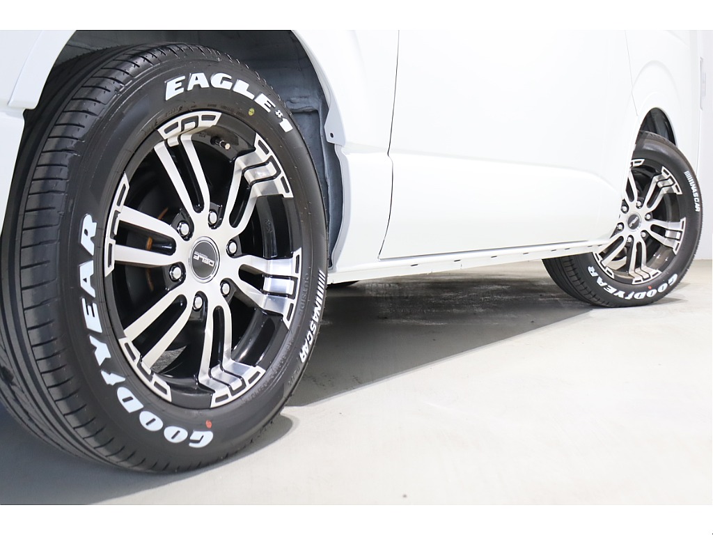 新品ナスカー/レタータイヤを装着いたしました☆