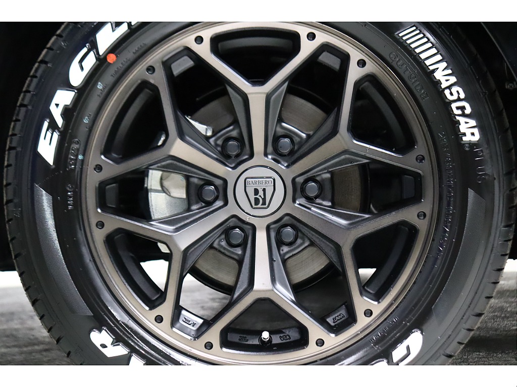 スタイリングヘックス17インチアルミホイールです☆