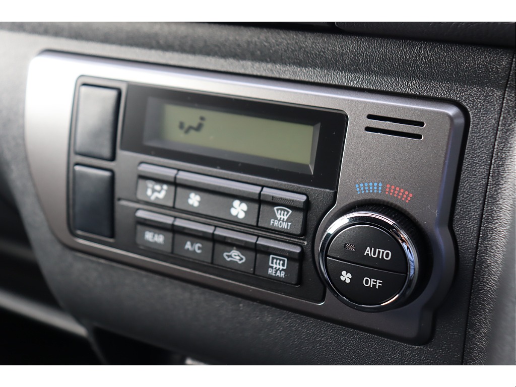 トヨタ ハイエースバン(22枚目)