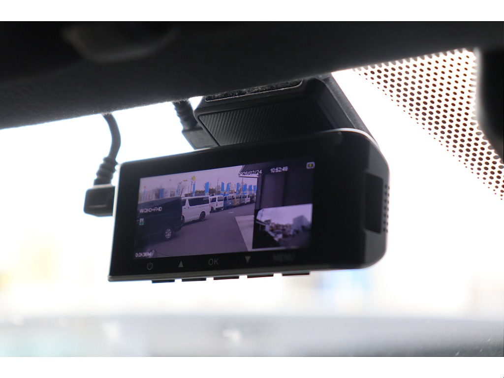 トヨタ ハイエースバン(24枚目)