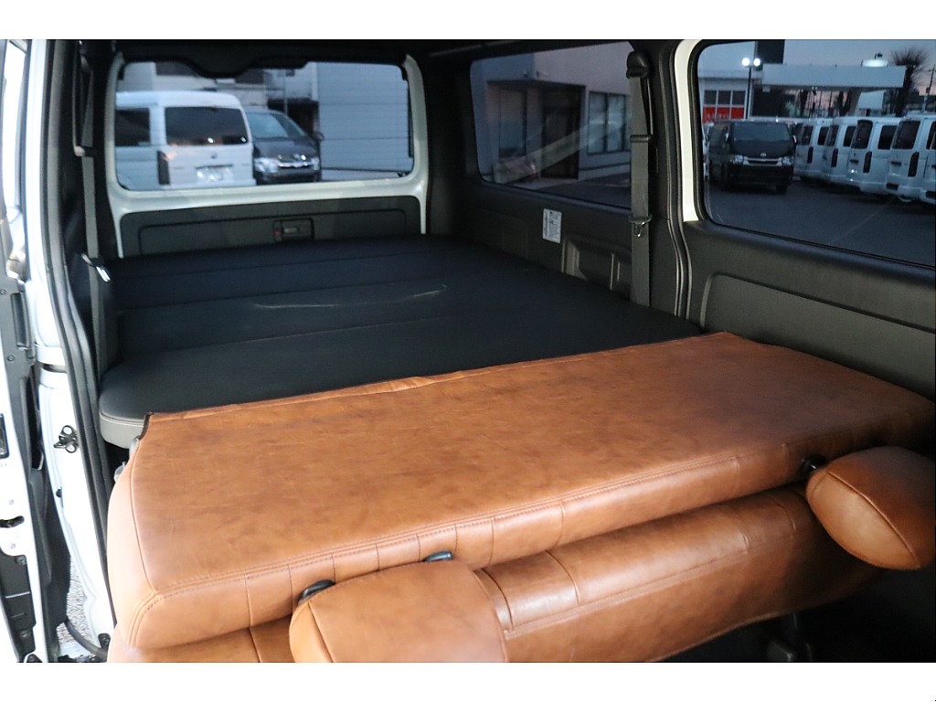 トヨタ ハイエースバン(40枚目)