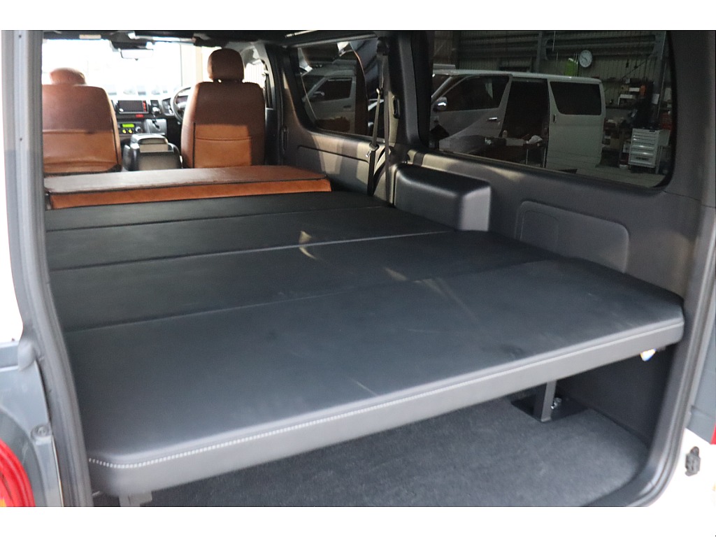 トヨタ ハイエースバン(44枚目)