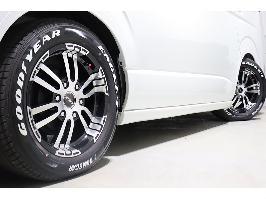 トヨタ ハイエース(50枚目)