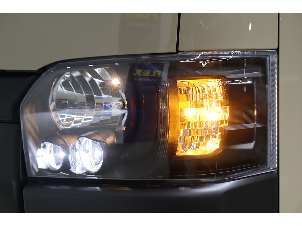 トヨタ ハイエースバン(22枚目)