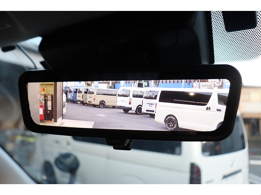 トヨタ ハイエースバン(27枚目)