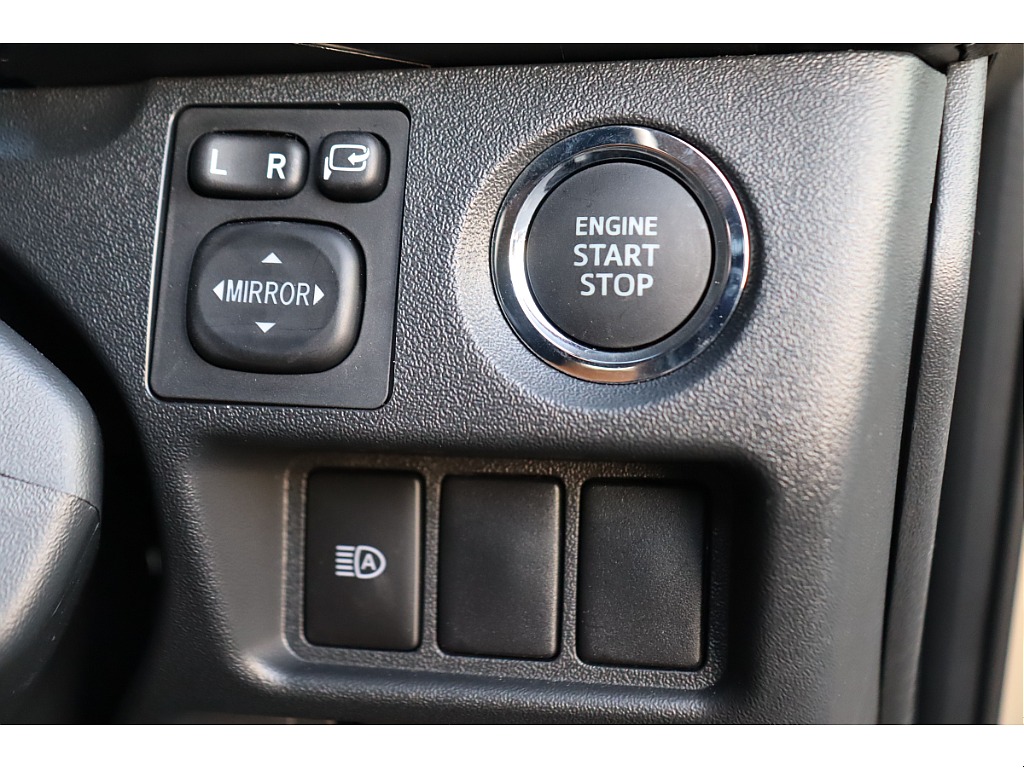 トヨタ ハイエースバン(29枚目)