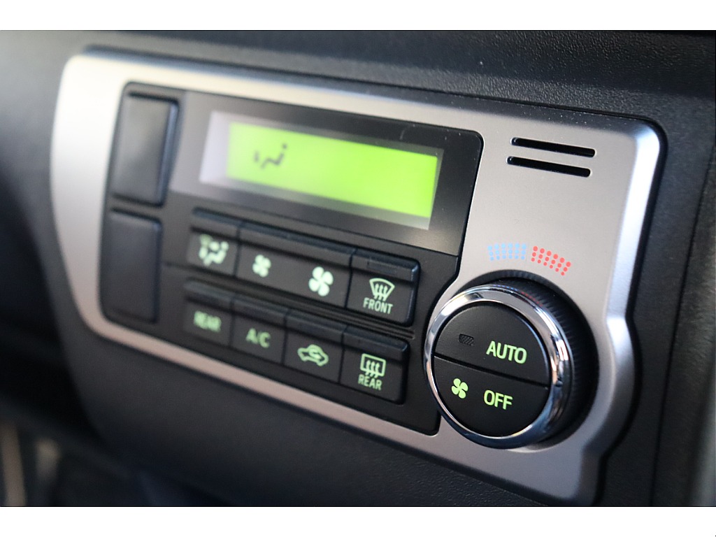 トヨタ ハイエースバン(30枚目)