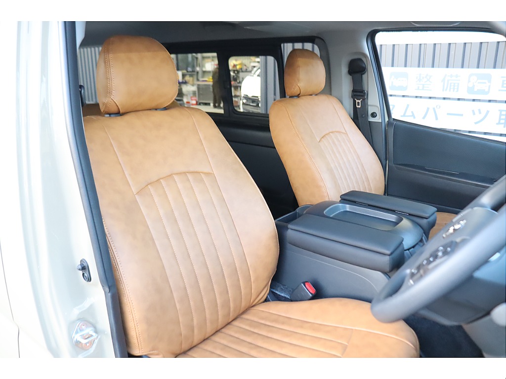 トヨタ ハイエースバン(32枚目)