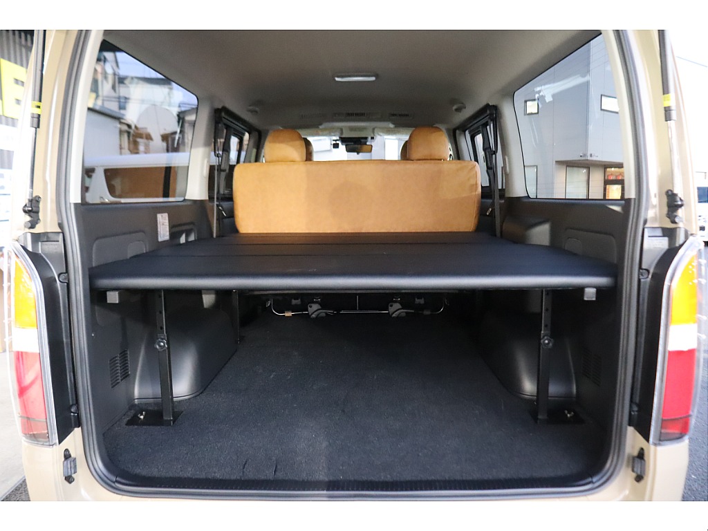 トヨタ ハイエースバン(36枚目)