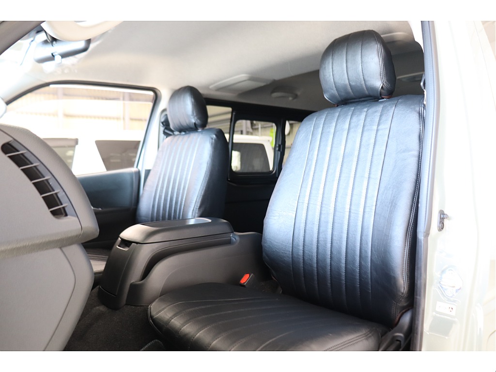 トヨタ ハイエースバン(41枚目)