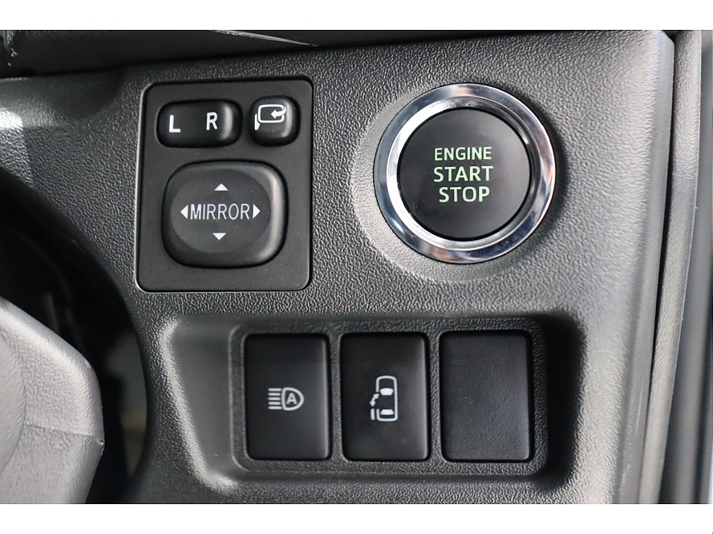 スマートエントリー搭載！便利なETCも装着済みです♪