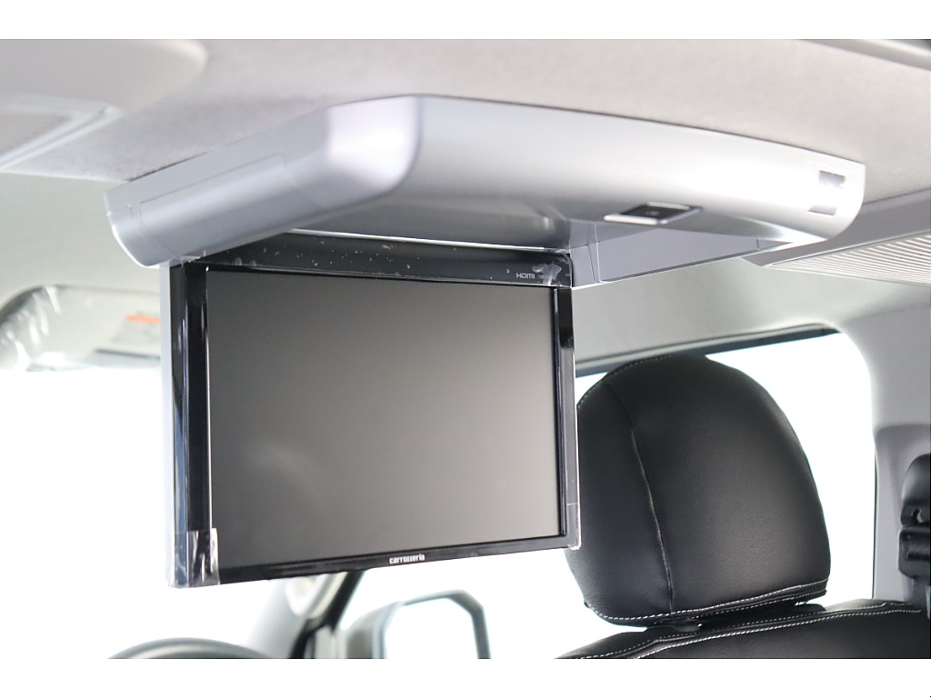 カロッツェリア10インチ後席モニター完備！