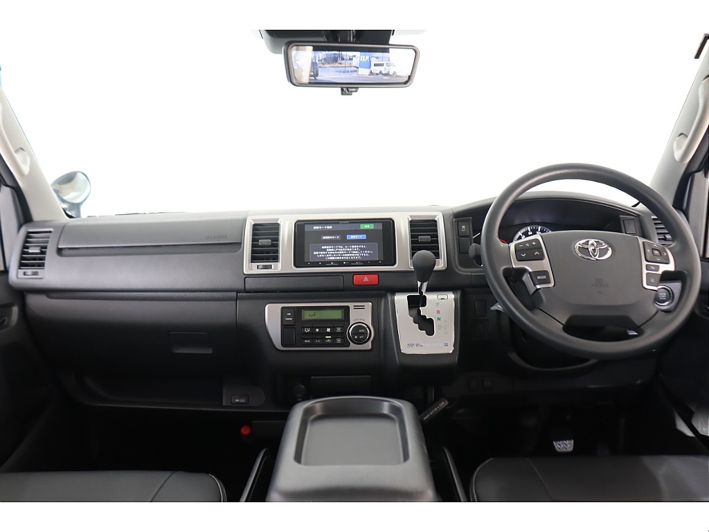 トヨタ ハイエースバン(31枚目)