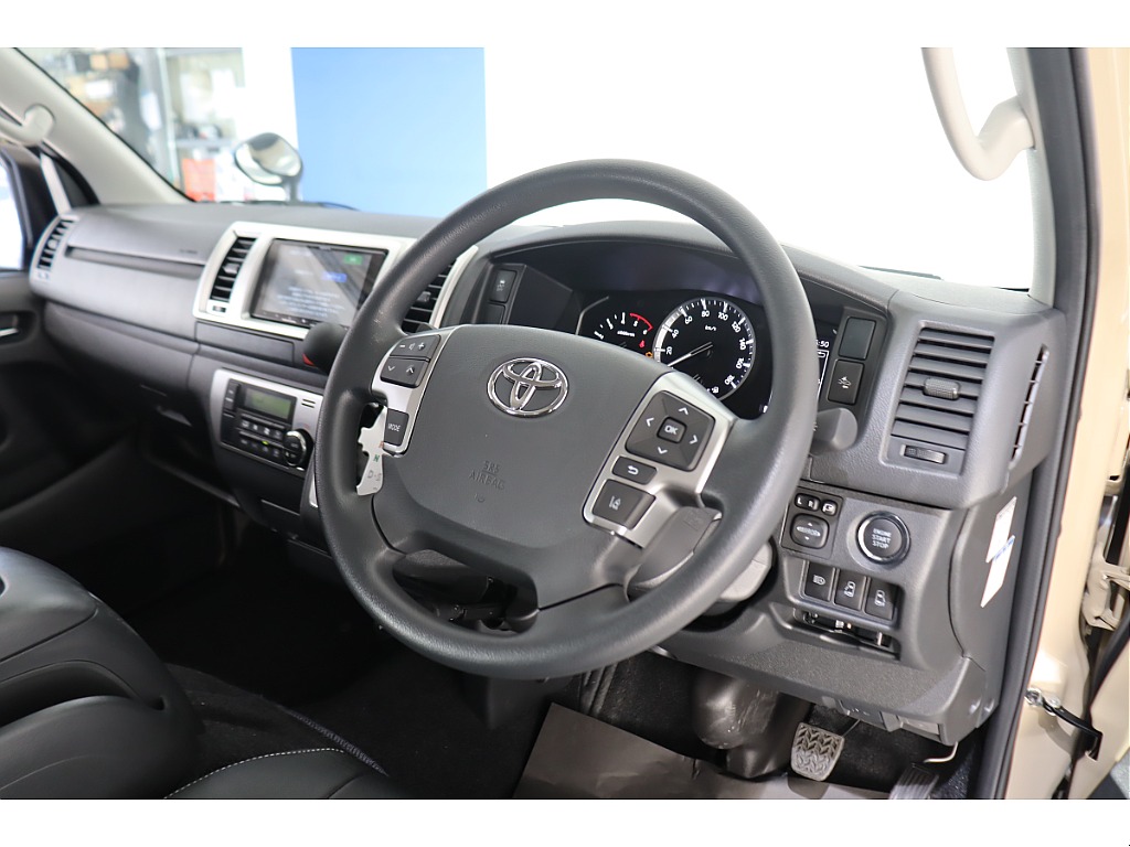 トヨタ ハイエースバン(39枚目)