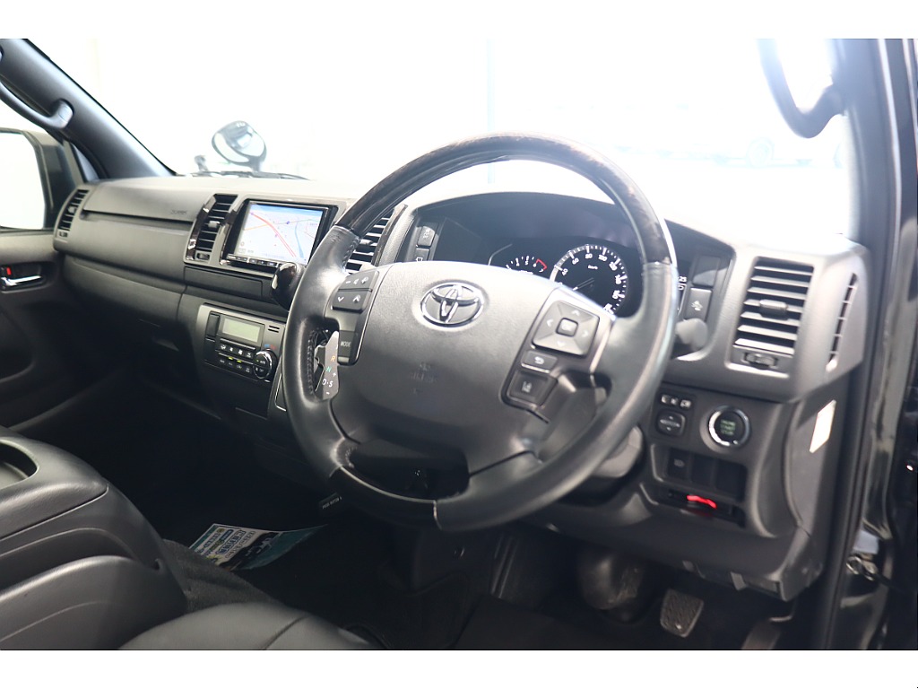 トヨタ ハイエースバン(29枚目)