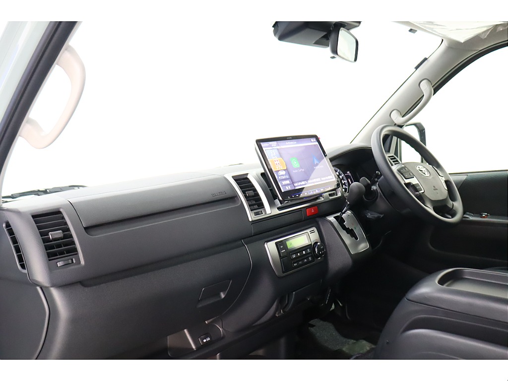 トヨタ ハイエースバン(30枚目)