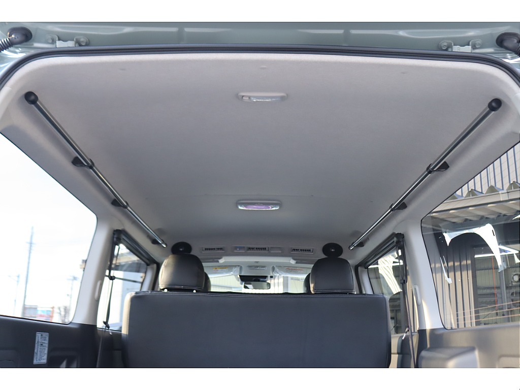 あると便利なサイドバーを装着♪