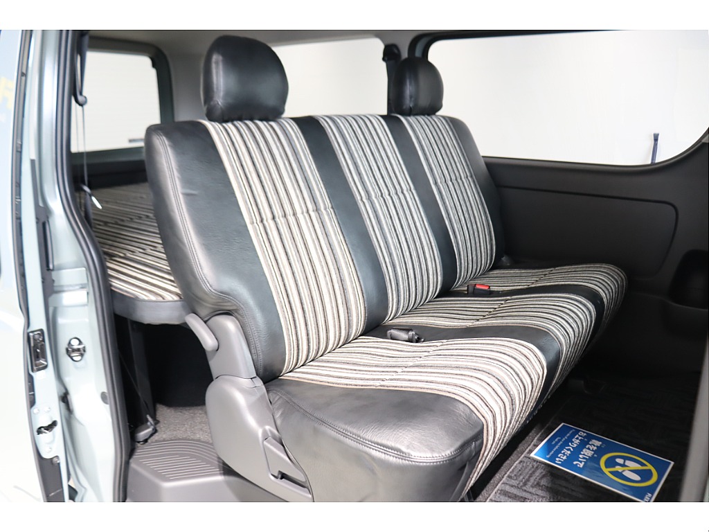 トヨタ ハイエースバン(42枚目)